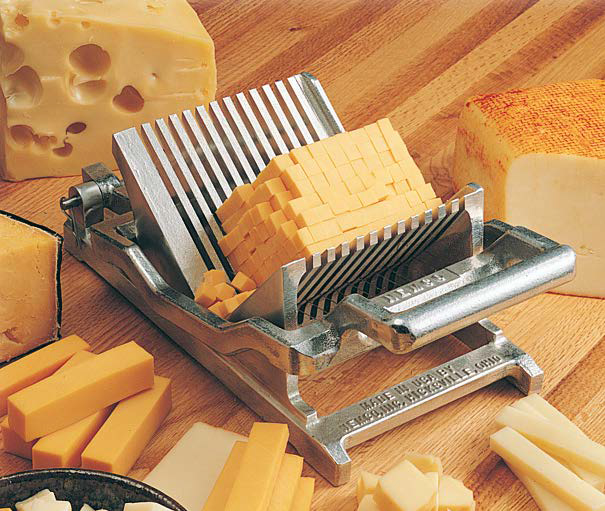 Quesera con cortador de queso incorporado